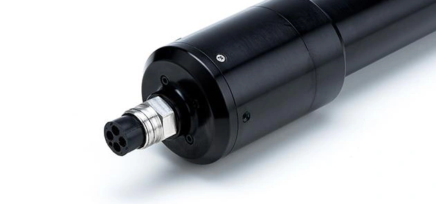 Original close-up of the rear housing and four-contact electrical connector