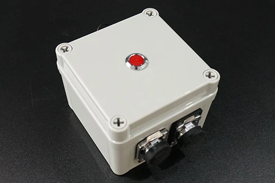 USB-powered version with power indicator and covered Ethernet and PLC interfaces